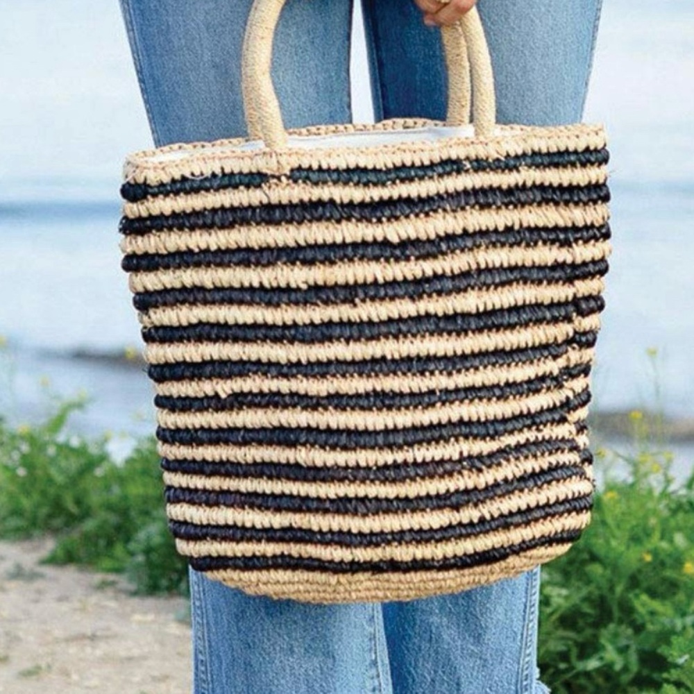 The Little Market Raffia/Straw Hand Woven Tote/Beach Bag, 18”x14”x9”